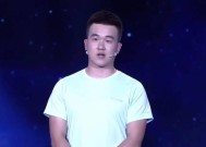 电影中的游泳教练，一位勇敢追求梦想的男主角电影男主角是游泳教练的